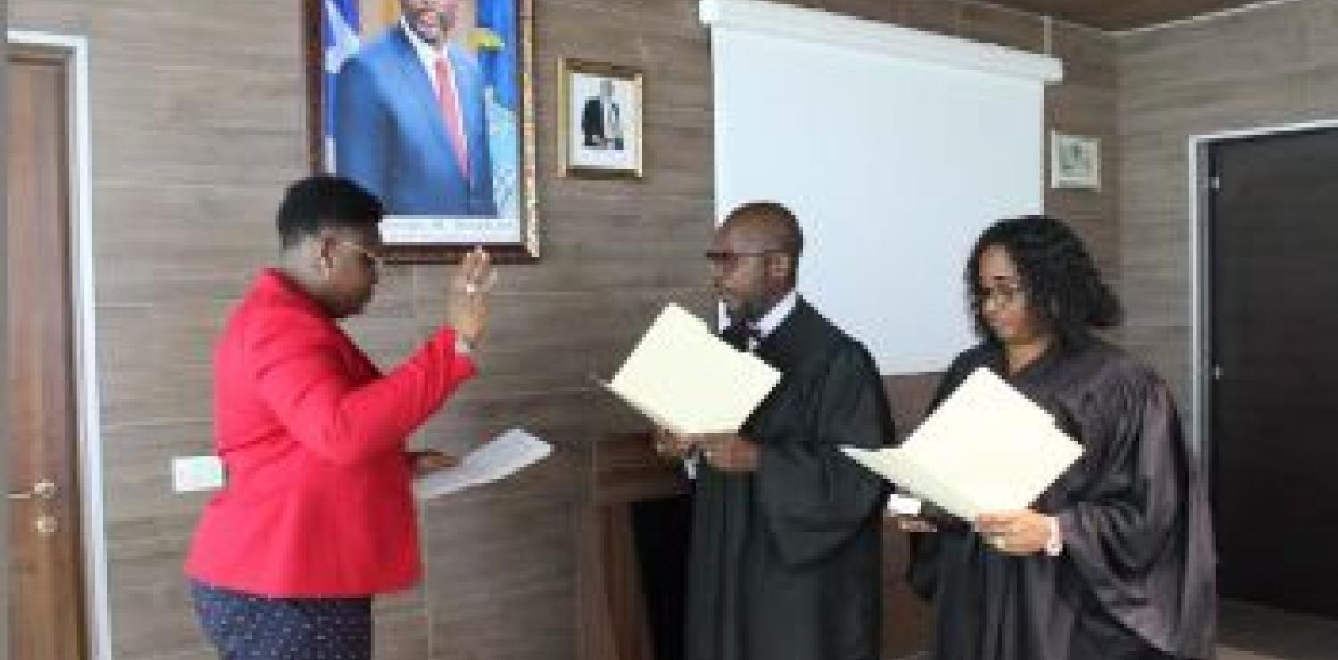 Acting CBL Deputy Governor for Operations, Madam Pearson taking the oath of Office