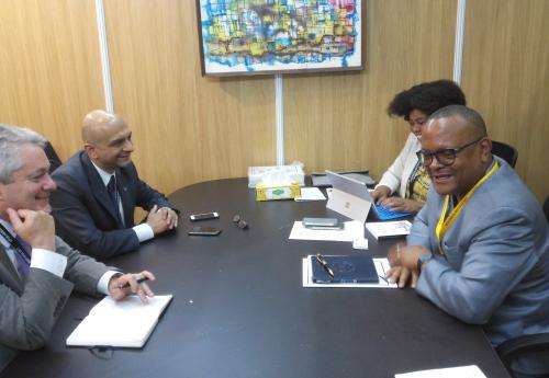 Governor of the Central Bank of Liberia (CBL), Mr.  Milton A. Weeks has held meetings with officials of Citi Bank, aimed at exploring areas of cooperation between the two institutions, particularly the establishment of corresponding relationships for the CBL and commercial banks in Liberia.