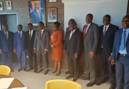 Executive Governor Hon. J. Aloysius Tarlue Meets Commercial Banks