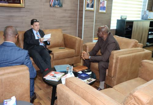 Both sides reflected on the Federal Reserve Bank of New York’s recent visit to the Central Bank of Liberia, which noted substantial progress in Liberia’s financial sector since its last review three years ago.
